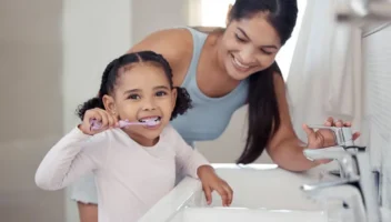 teaching children oral hygiene