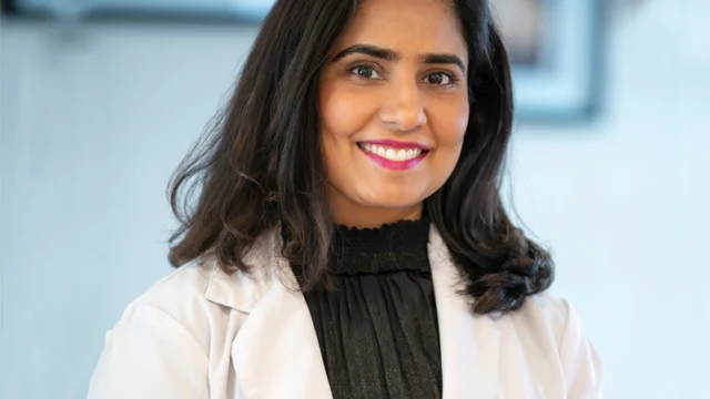 dr-lakshmi-myla-dentist-phoenix