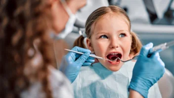 Extraction versus restoration of primary teeth