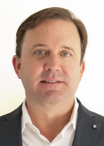 Dentist-Pembroke-Pines-FL-Pines-Dental-Associates-Dr.-Milton-Ruiz-1-1